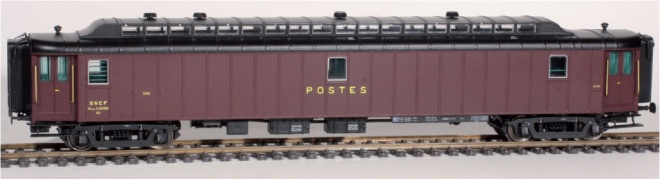 Mail car type OCEM PTT PAmyi<br /><a href='images/pictures/LS_Models/40408.jpg' target='_blank'>Full size image</a>